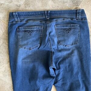 Democracy Jeans Womens SIze 16W Blue Mid Wash Stretch AB Solution Bootcut Denim